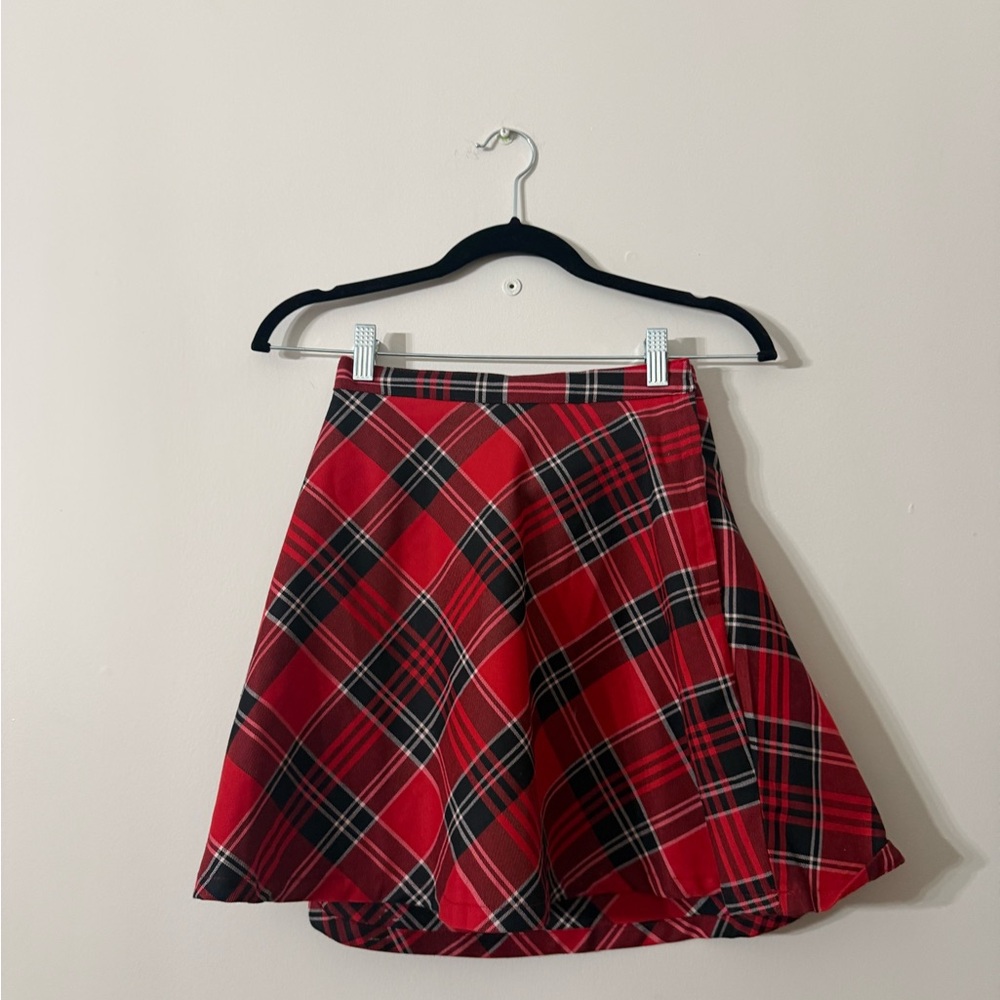 H&M Red and Black Plaid Skater Skirt